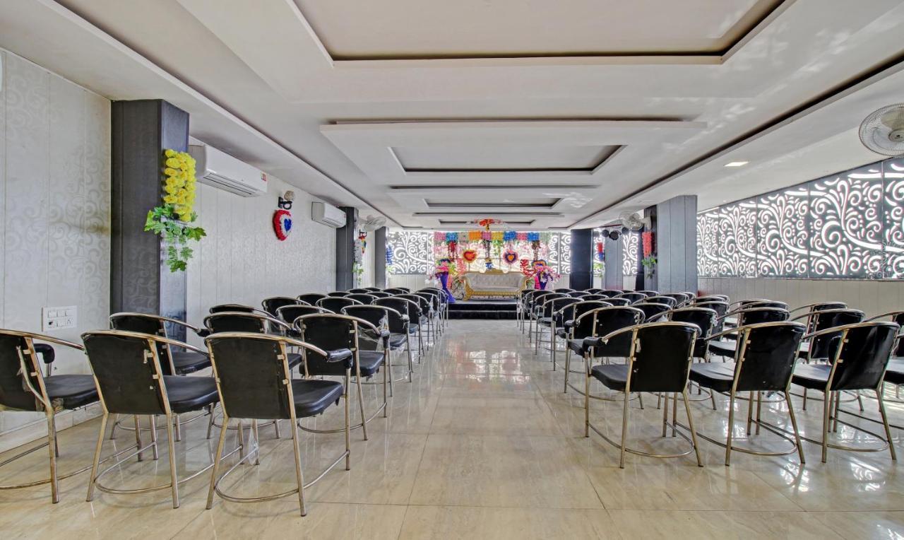 Treebo Trend Wedding Bells Kanpur Hotel Eksteriør billede