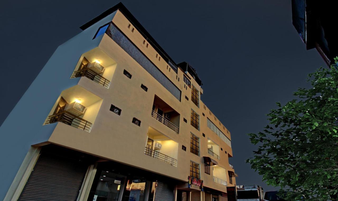 Treebo Trend Wedding Bells Kanpur Hotel Eksteriør billede